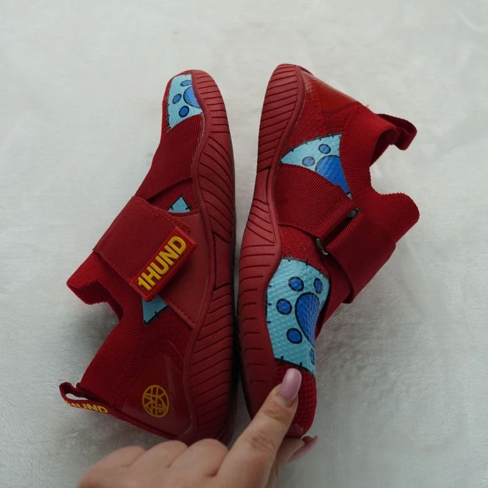 1HUND red blue